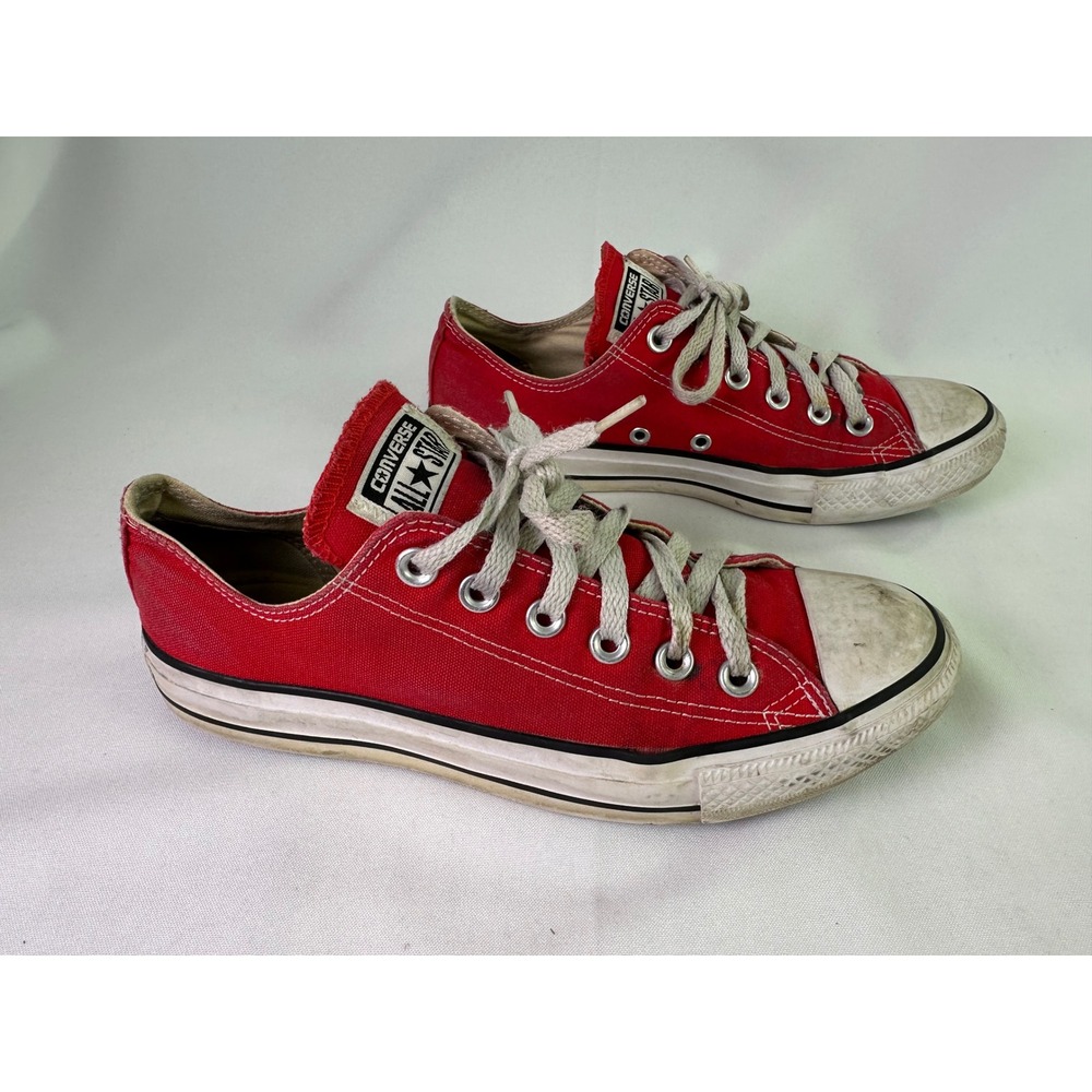 Converse All Star Low Top Red Sneakers M9696 Chuck‎ Taylor Men's 6 Women's 8